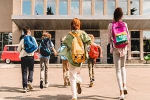 بررسی تاثیر راه رفتن بر کودکان و دانش آموزان